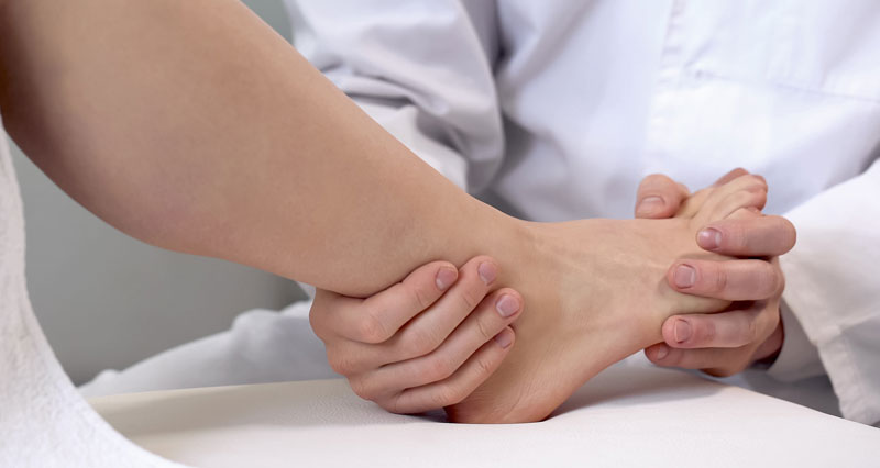 脚踝扭伤的评估和诊断